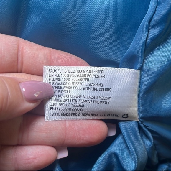 WILD FABLE BLUE FAUX FUR JACKET - Picture 9 of 12